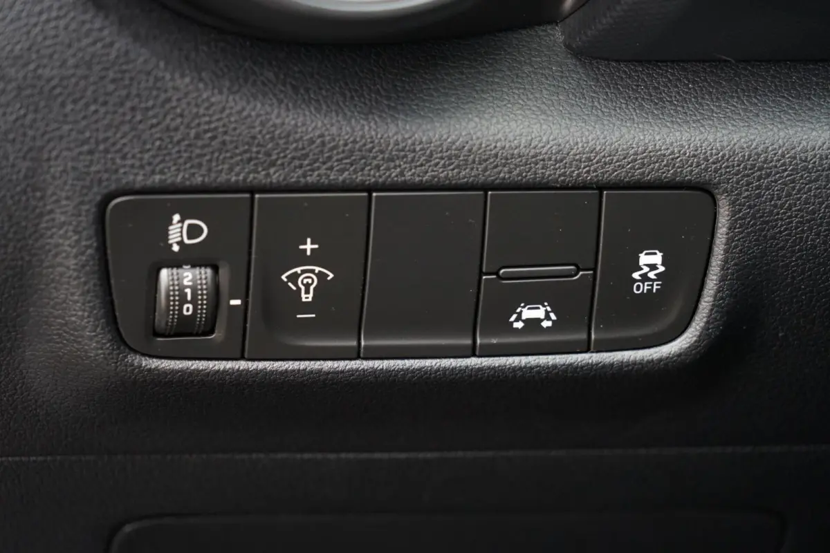 1.0 T-GDI Comfort, NL, CarPlay, cruise, camera