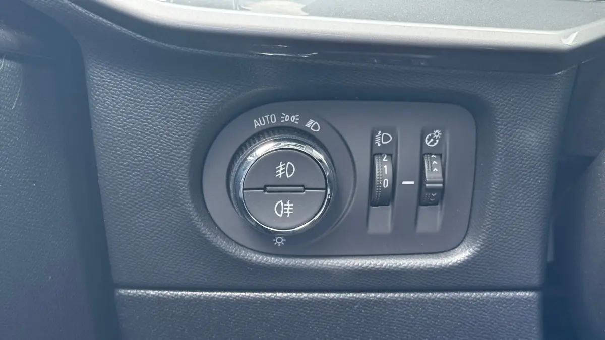 1.2 TURBO 130PK ULTIMATE AUTOMAAT / NAVI / LEDER / CLIMA / LED / PDC / 18" LMV / CAMERA / KEYLESS / ALCANTARA / ADAPT. CRUISECONTROL  !!
