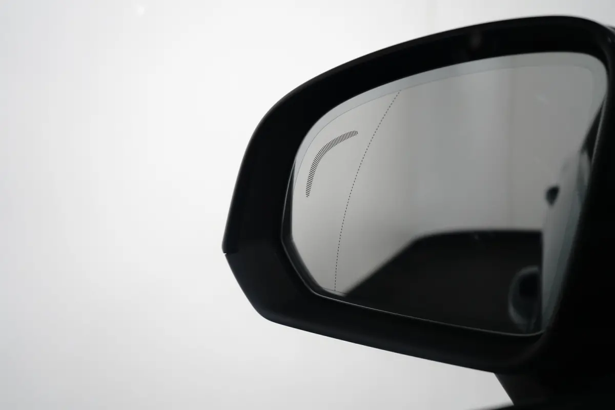 T4 Plug-in hybrid Plus Dark | Adaptive Cruise | BLIS | Stoelverwarming | Achteruitrijcamera | Bluetooth telefoonvoorbereiding | Cruise control adaptief met Stop&Go en stuurhulp