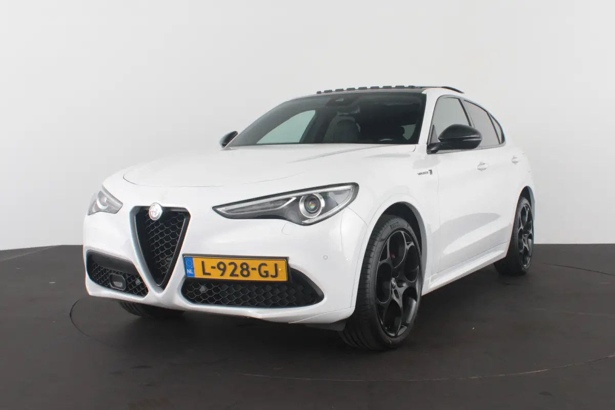2.0 T AWD Veloce > 280pk/Akrapovic/Pano.schuif/21Inch Turismo/Trekhaak...