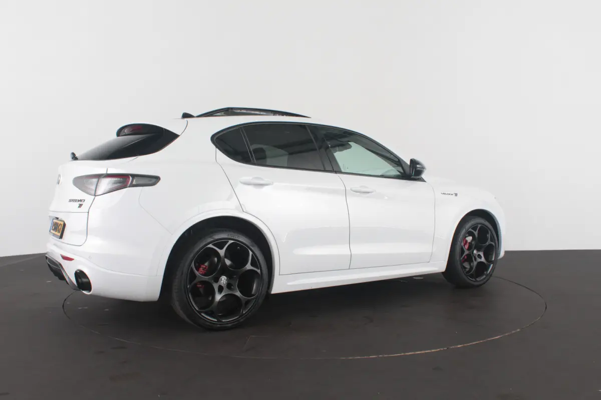 2.0 T AWD Veloce > 280pk/Akrapovic/Pano.schuif/21Inch Turismo/Trekhaak...
