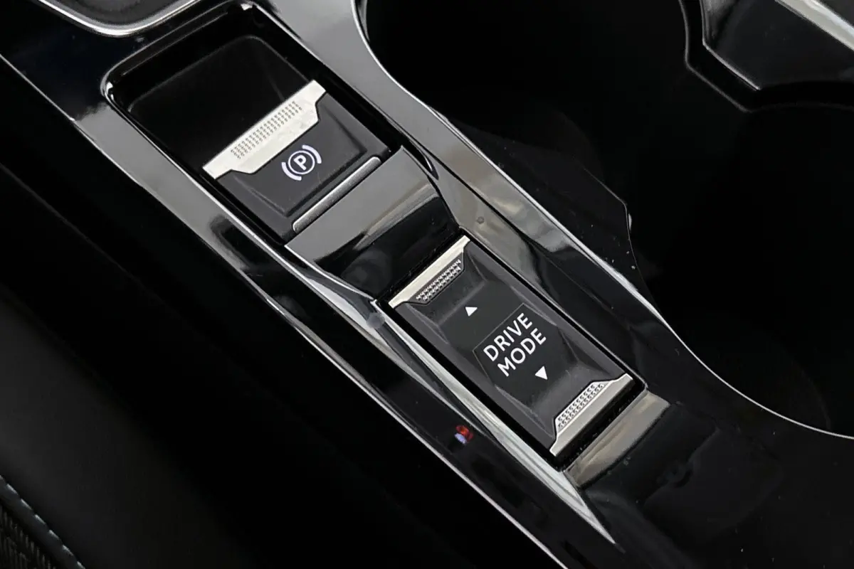 1.2 PureTech Allure Pack Keyless Adaptieve Cruise Stoelverwarming
