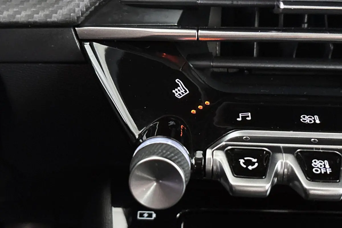 1.2 PureTech Allure Pack Keyless Adaptieve Cruise Stoelverwarming