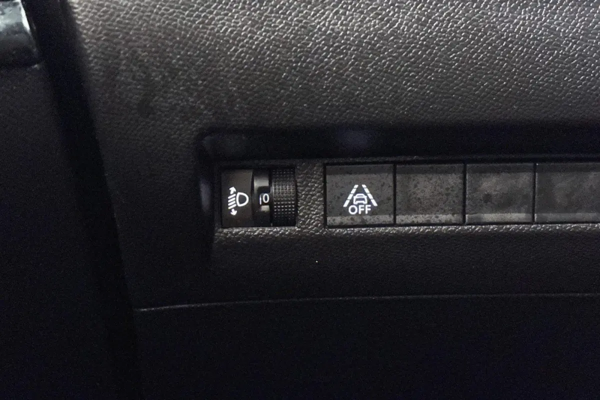 1.2 PureTech Allure Pack Keyless Adaptieve Cruise Stoelverwarming