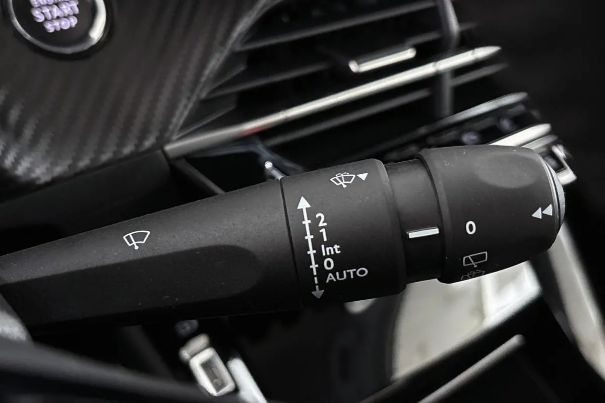 1.2 PureTech Allure Pack Keyless Adaptieve Cruise Stoelverwarming