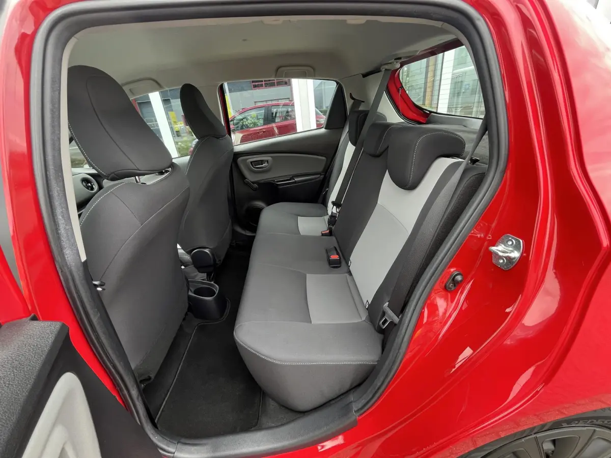 1.0 VVT-i Energy | Navigatie | Camera | Lane assist | ACC | Nieuwe 4-seizoenenbanden | NAP