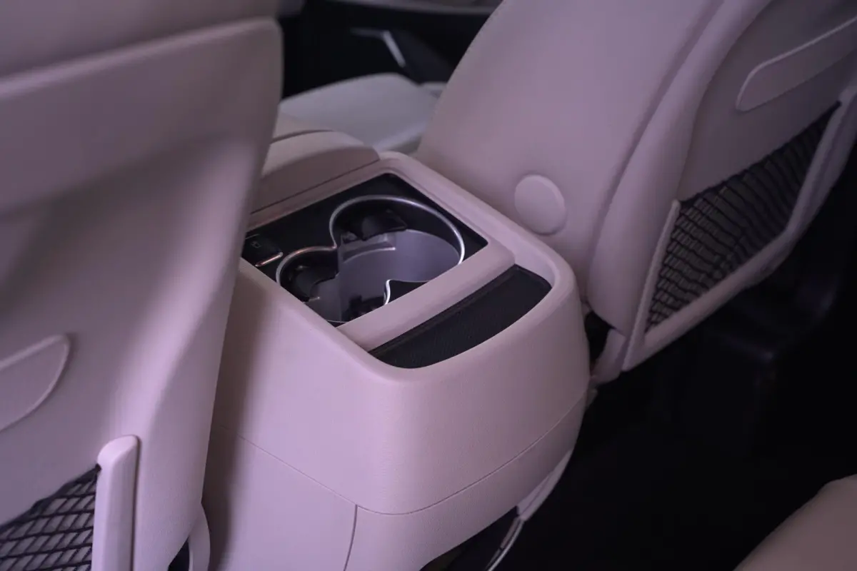 300d 4-MATIC Lang AMG Line Dubbel Cabine NAP 2x Elek. schuifdeur, Leder Beige, Distronic, 360 Camera, LED, Trekhaak