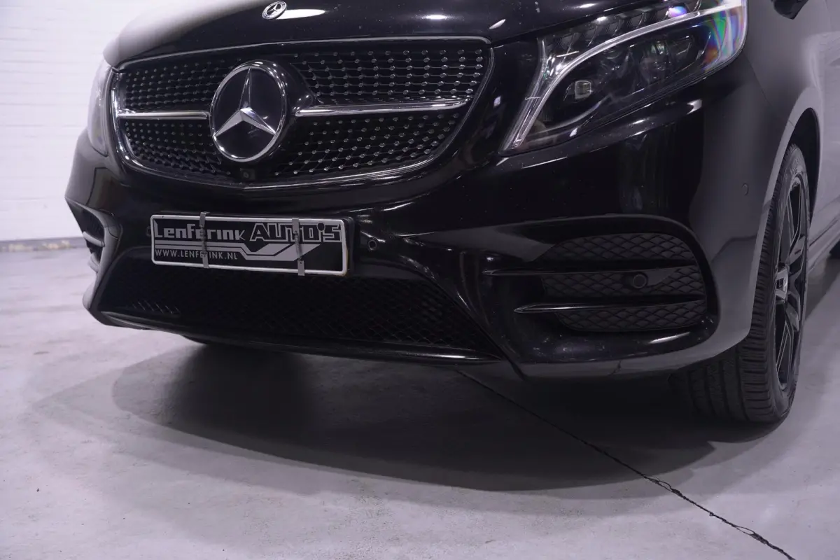 300d 4-MATIC Lang AMG Line Dubbel Cabine NAP 2x Elek. schuifdeur, Leder Beige, Distronic, 360 Camera, LED, Trekhaak