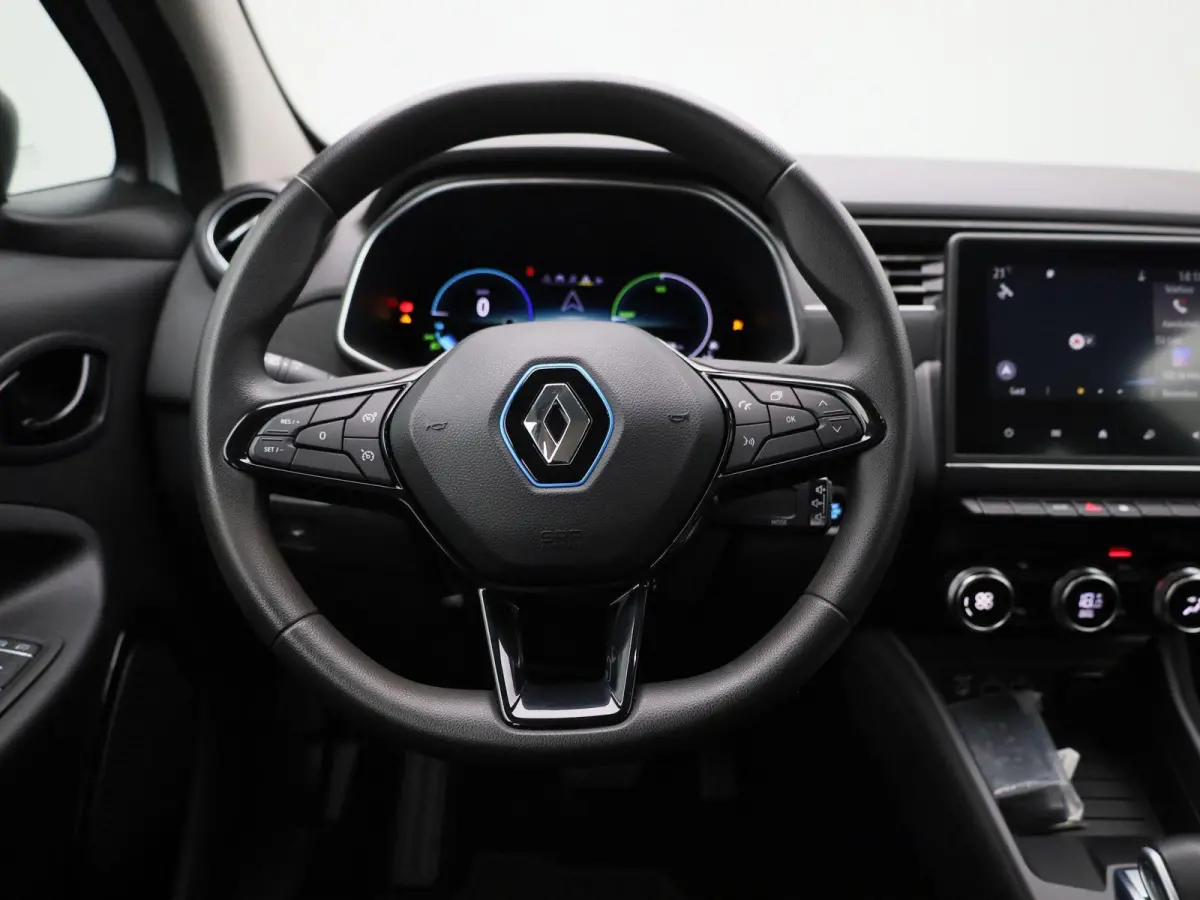 R110 Life 52 kWh | WORDT VERWACHT | APPLE CARPLAY - ANDROID AUTO | CLIMATE CONTROL | CRUISE CONTROL | KEYLESS | NAVIGATIE |