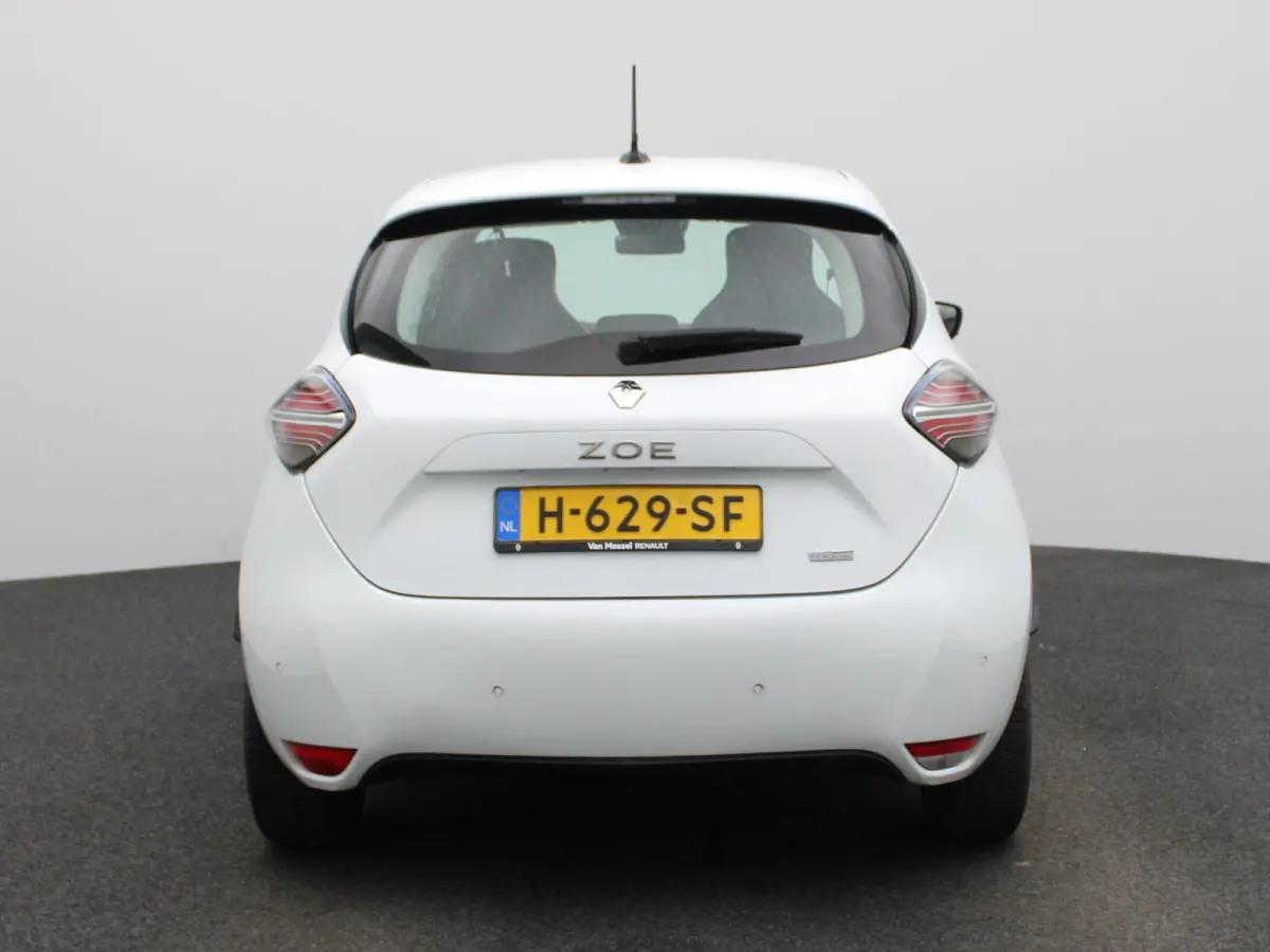 R110 Life 52 kWh | WORDT VERWACHT | APPLE CARPLAY - ANDROID AUTO | CLIMATE CONTROL | CRUISE CONTROL | KEYLESS | NAVIGATIE |