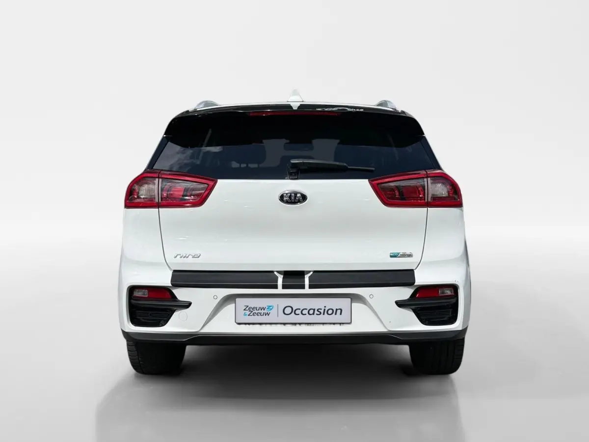 ExecutiveLine 64 kWh | Cruise Control | Climate Control | Camera | Navigatie | Stoelverwarming | Stoelventilatie | Stuurverwarming |