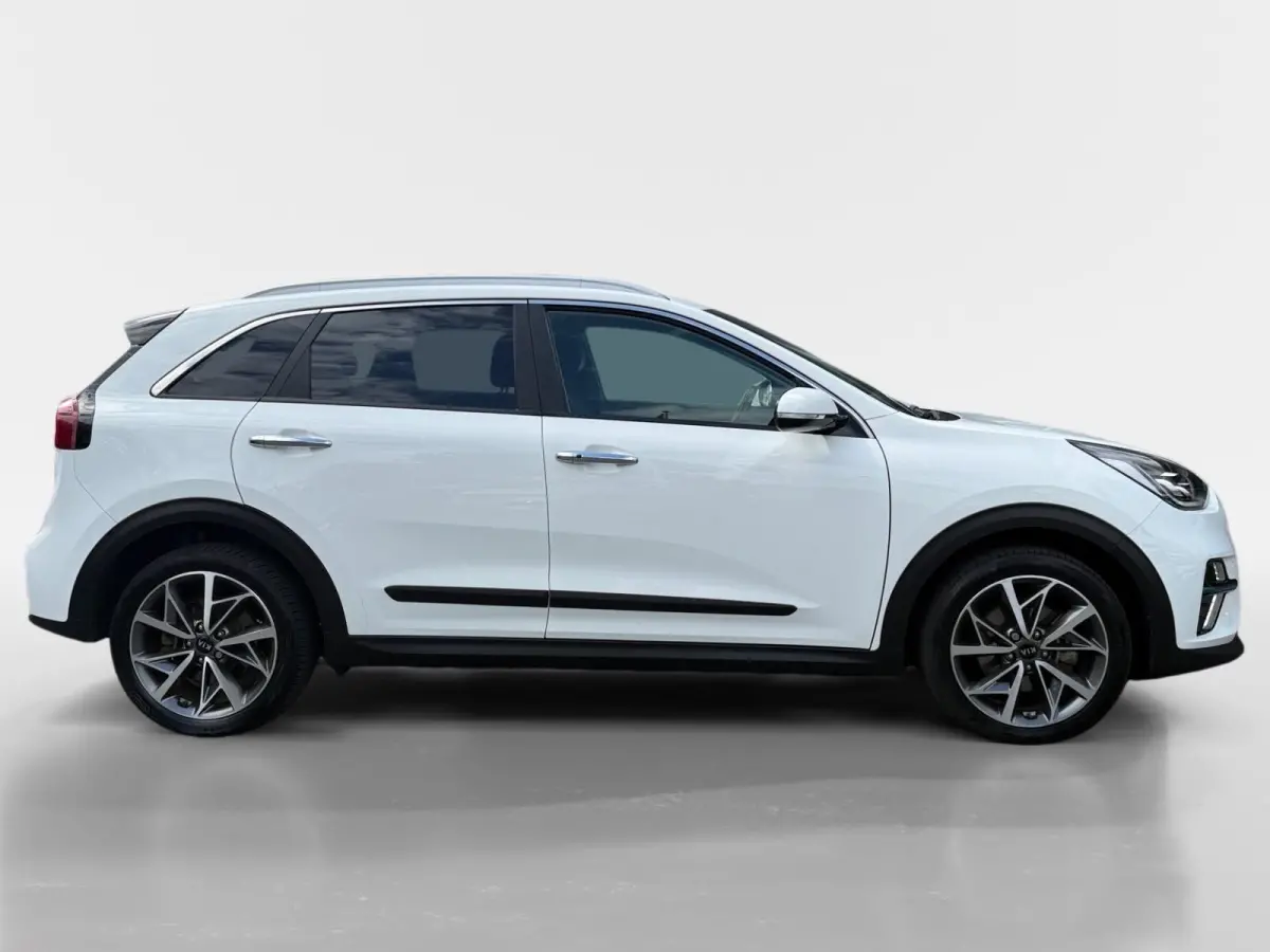 ExecutiveLine 64 kWh | Cruise Control | Climate Control | Camera | Navigatie | Stoelverwarming | Stoelventilatie | Stuurverwarming |