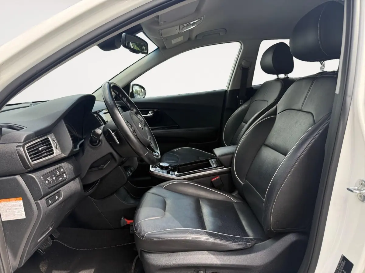 ExecutiveLine 64 kWh | Cruise Control | Climate Control | Camera | Navigatie | Stoelverwarming | Stoelventilatie | Stuurverwarming |