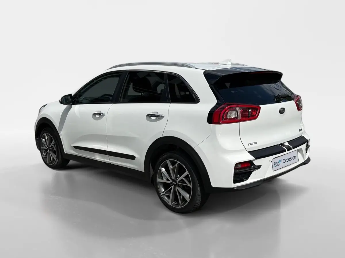 ExecutiveLine 64 kWh | Cruise Control | Climate Control | Camera | Navigatie | Stoelverwarming | Stoelventilatie | Stuurverwarming |