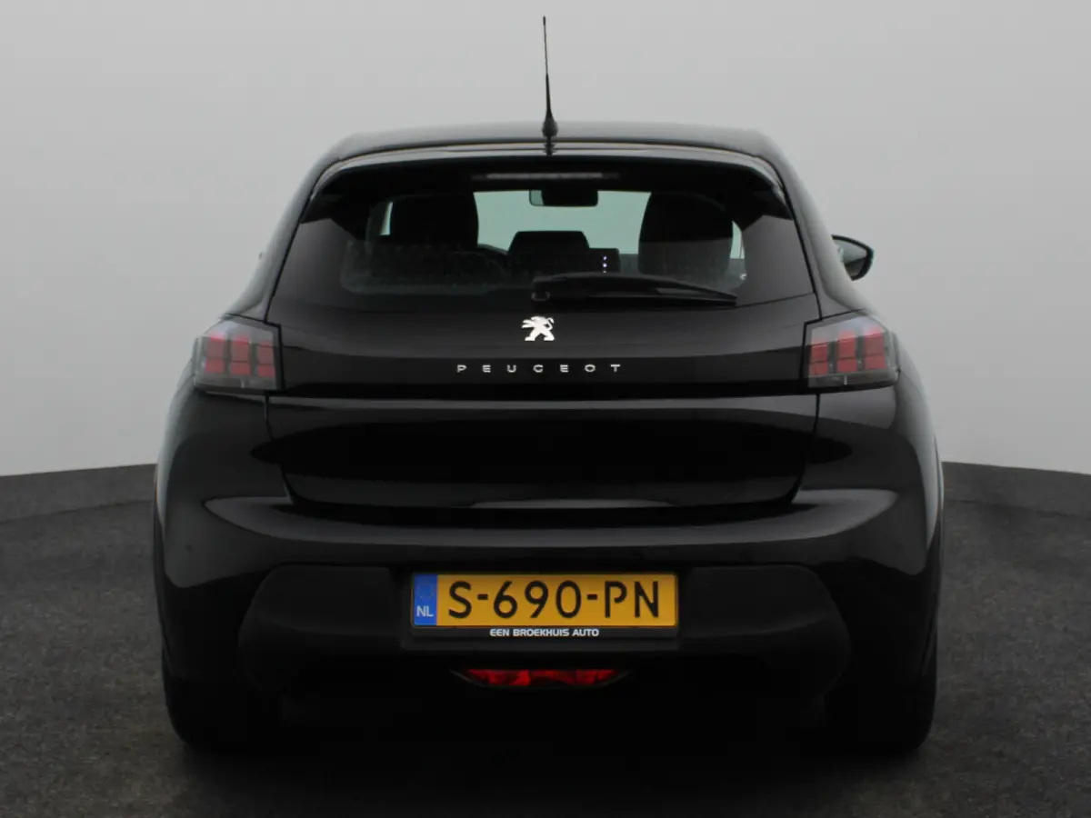 EV Active Pack 50 kWh | SOH 100%| Navi | PDC | Cruise | Clima | Apple carplay/ Android auto |