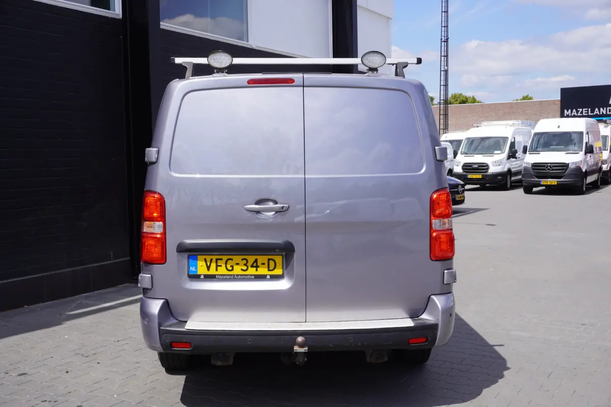 2.0 BlueHDI 180PK Dubbel Cabine Automaat EURO 6 - Airco - Navi - Cruise - €17.900,- Excl.