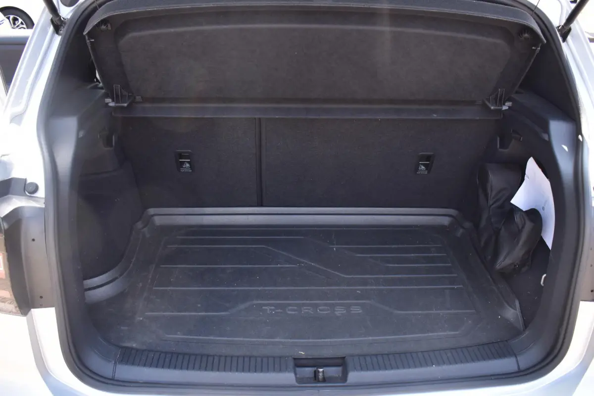 1.5 TSI R-Line Automaat | 150PK | Trekhaak | BSM | Navigatie | Camera | 12 mnd BOVAG garantie | Whatsapp 06-53188999