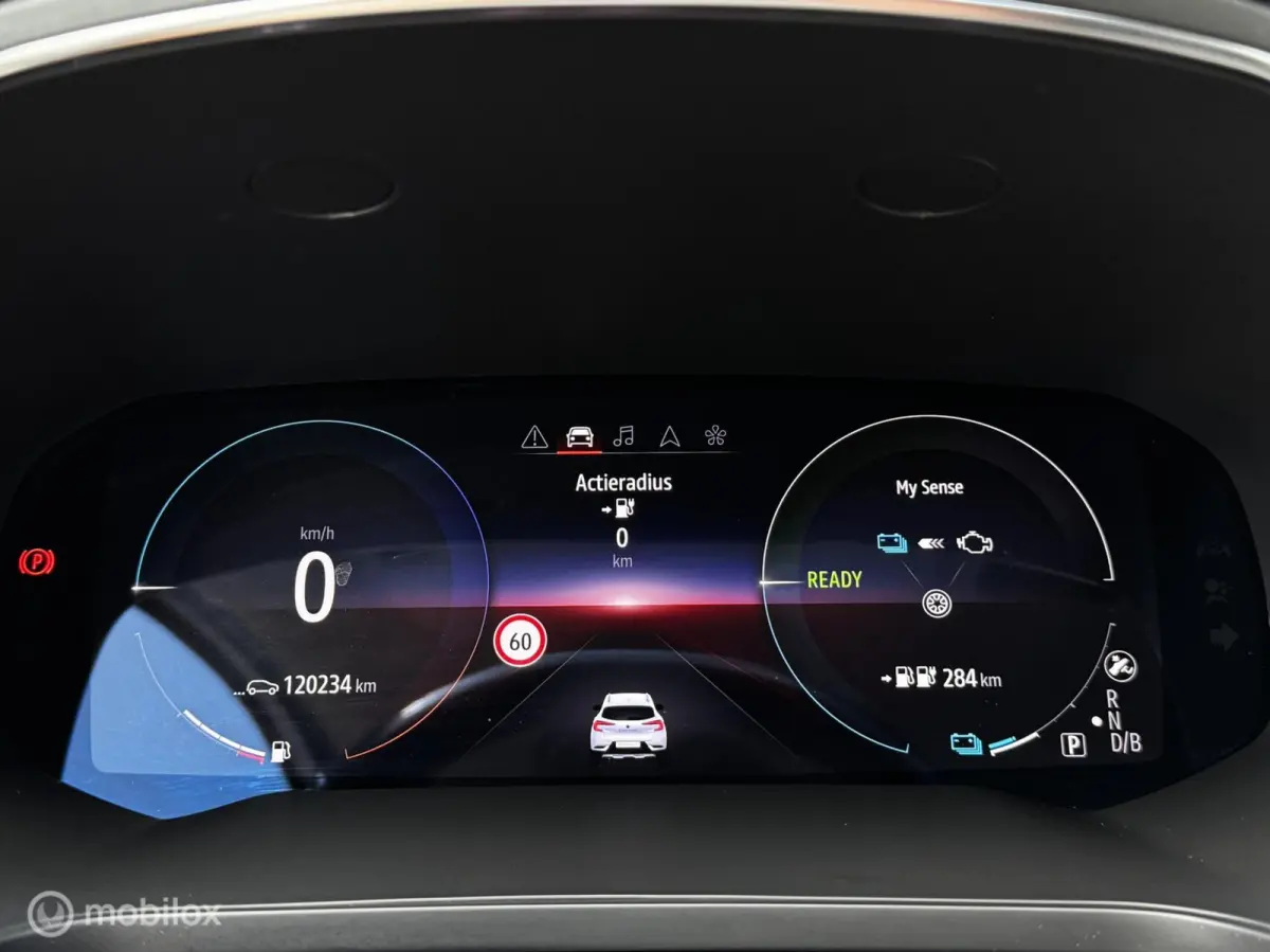 1.6 E-Tech Plug-in Hybrid 160 Intens 360-Camera*Carplay