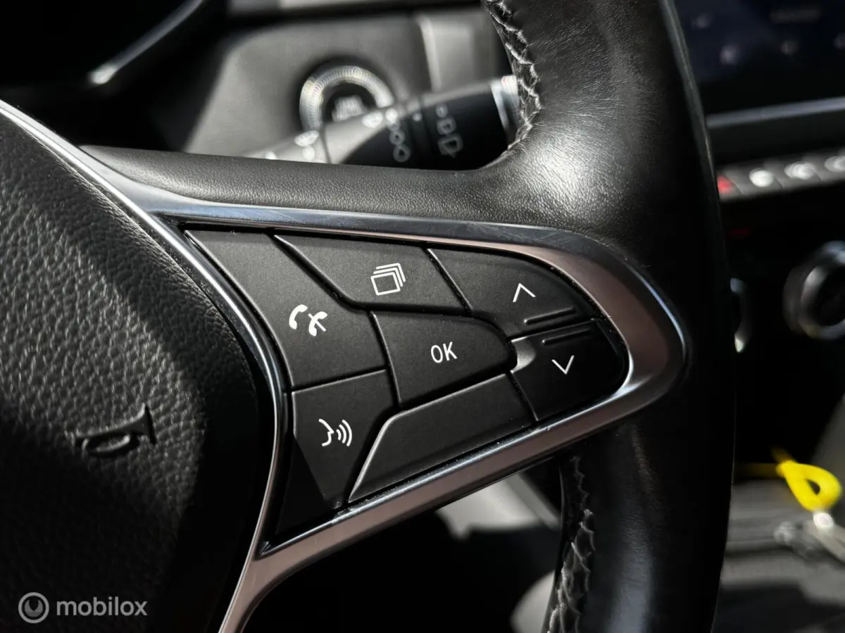 1.6 E-Tech Plug-in Hybrid 160 Intens 360-Camera*Carplay