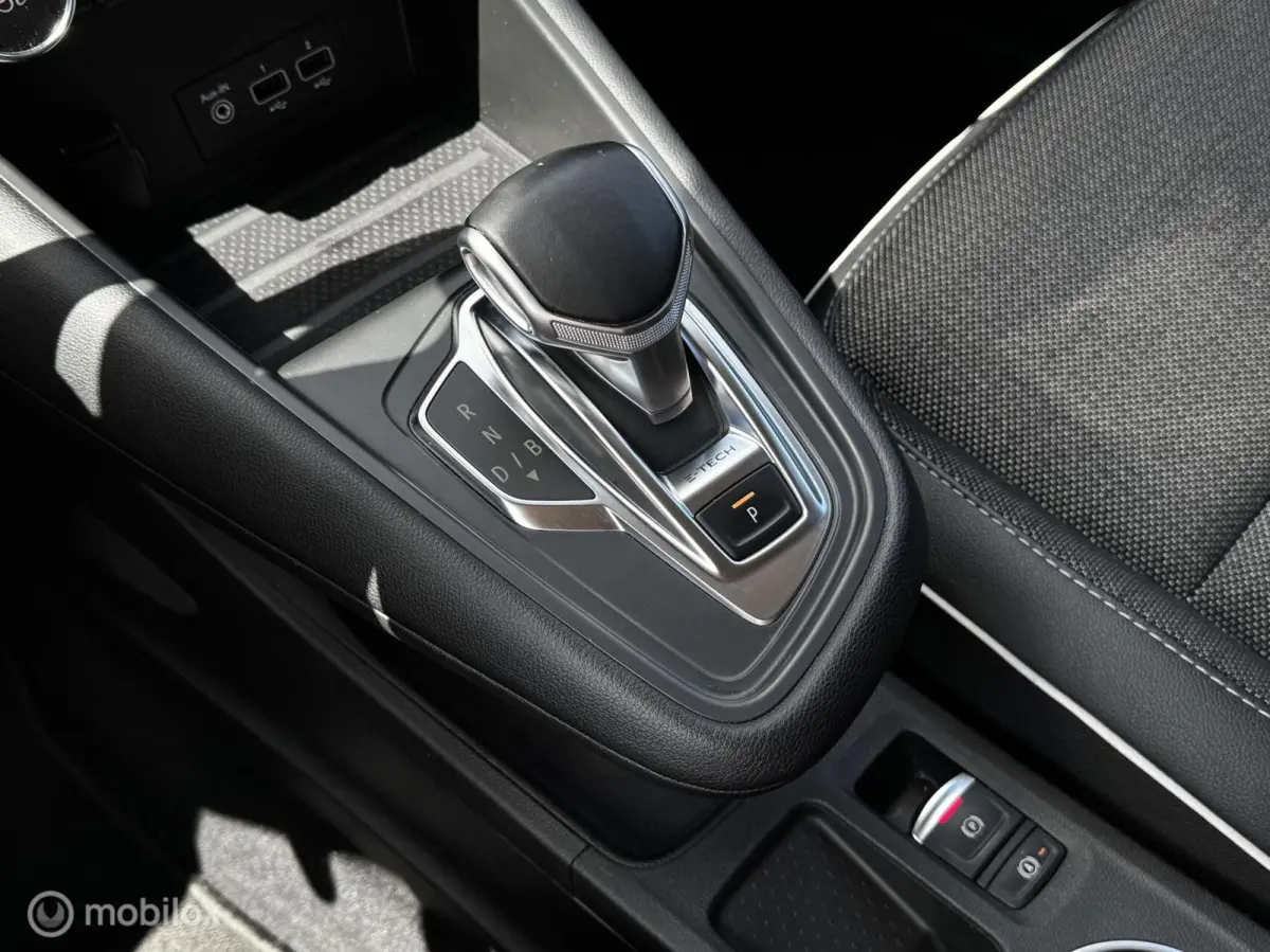 1.6 E-Tech Plug-in Hybrid 160 Intens 360-Camera*Carplay