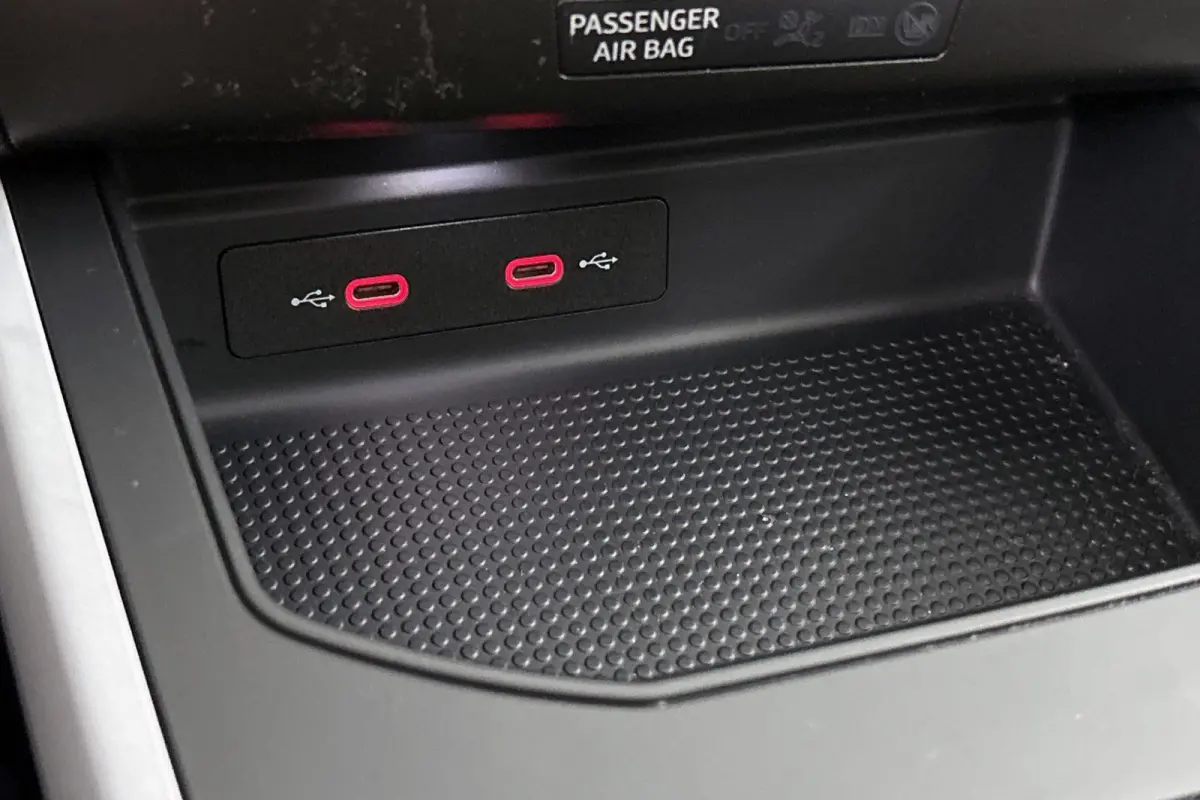 1.0 TSI Style Business Connect Automaat Trekhaak Stoelverwarming Virtual LED