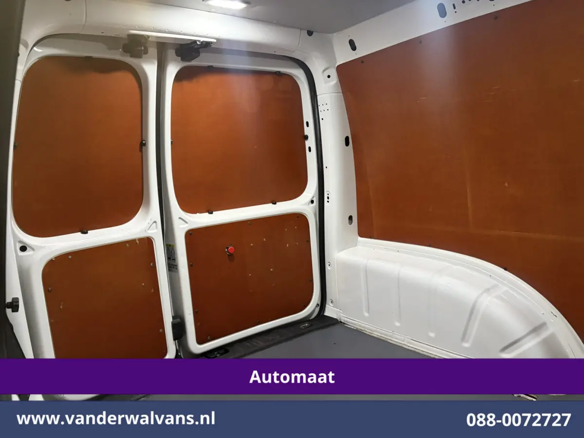 2.0 TDI 102pk Automaat L1H1 Euro6 Airco | Navigatie | Apple Carplay | Cruisecontrol | 1500kg Trekhaak Android Auto, Parkeersensoren