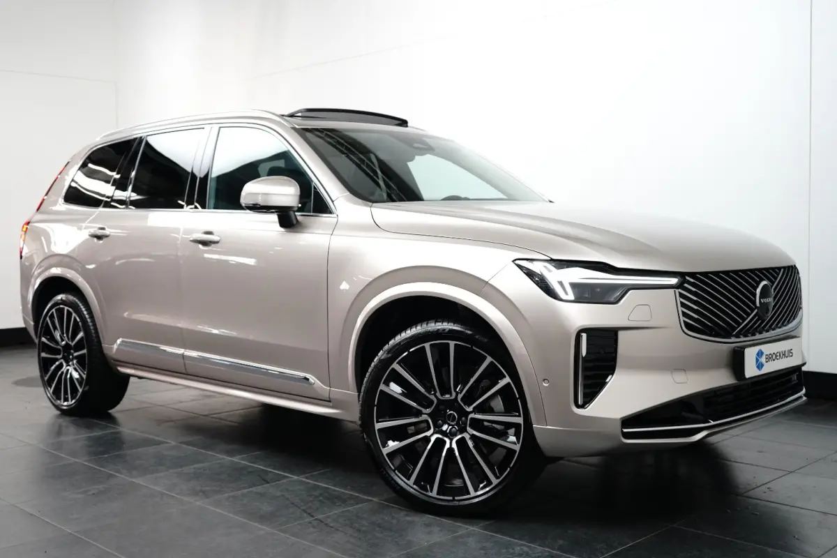 Ultra Bright Plug-In Hybrid AWD | Full Option | 22" | Luchtvering | gelaagde zijruiten | Bowers & Wilkins | Massage | 22" 7-Dubbel Spaaks Black Diamant Cut | 7 zitplaatsen | Audiosysteem Pre