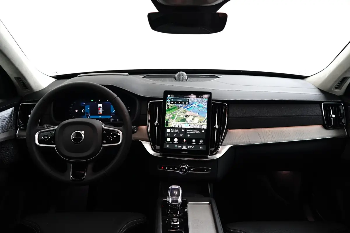 Ultra Bright Plug-In Hybrid AWD | Full Option | 22" | Luchtvering | gelaagde zijruiten | Bowers & Wilkins | Massage | 22" 7-Dubbel Spaaks Black Diamant Cut | 7 zitplaatsen | Audiosysteem Pre