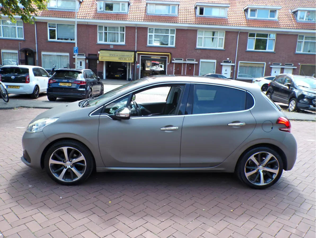 1.2 PureTech Première GT LINE UITVOERING 111 PK PANORAMADAK