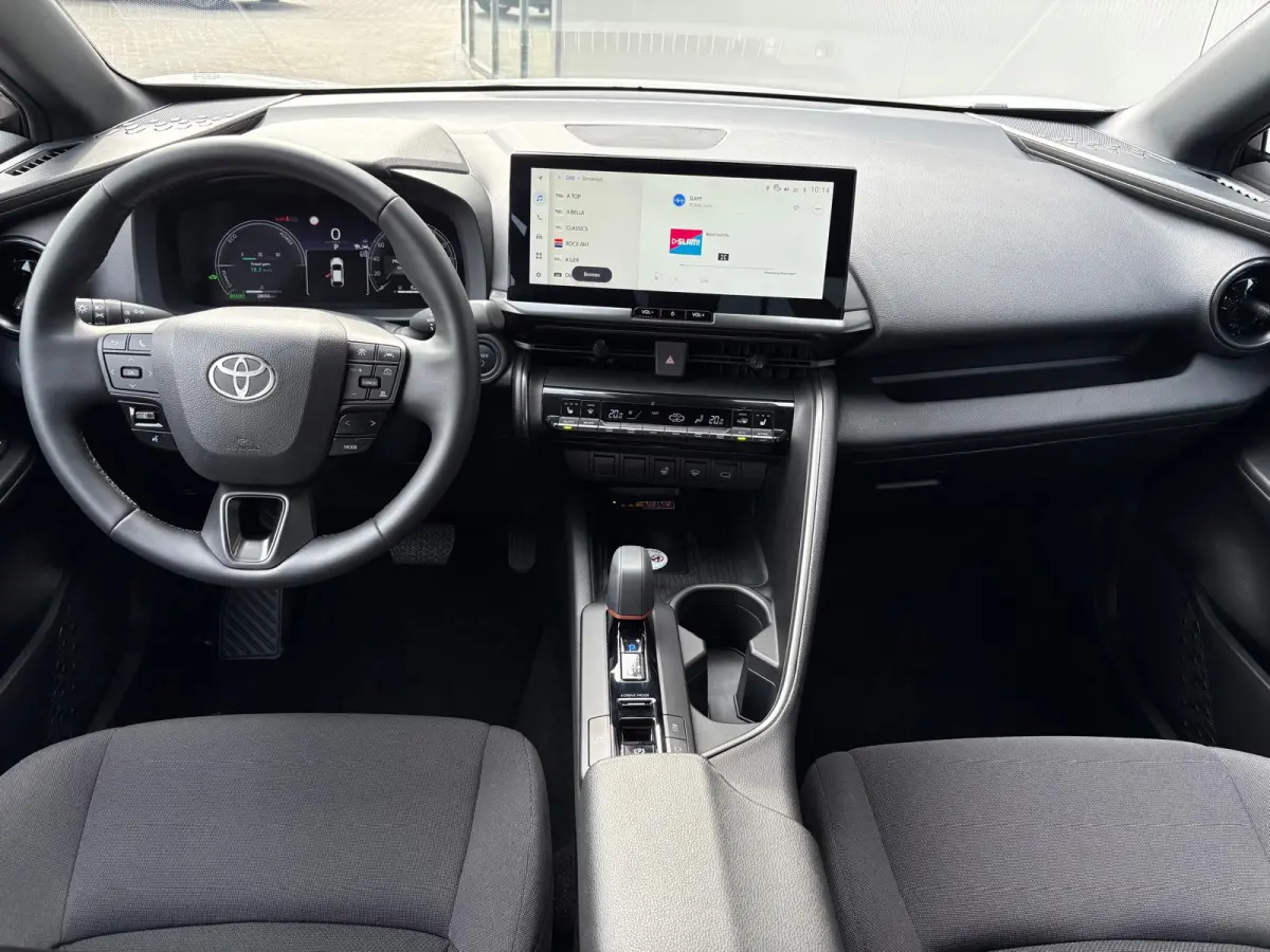 1.8 Hybrid 140PK First Edition Bi-Tone/Winter-pack/Gr.-navigatie/Elektr.klep/Camera/Adapt.-cruise
