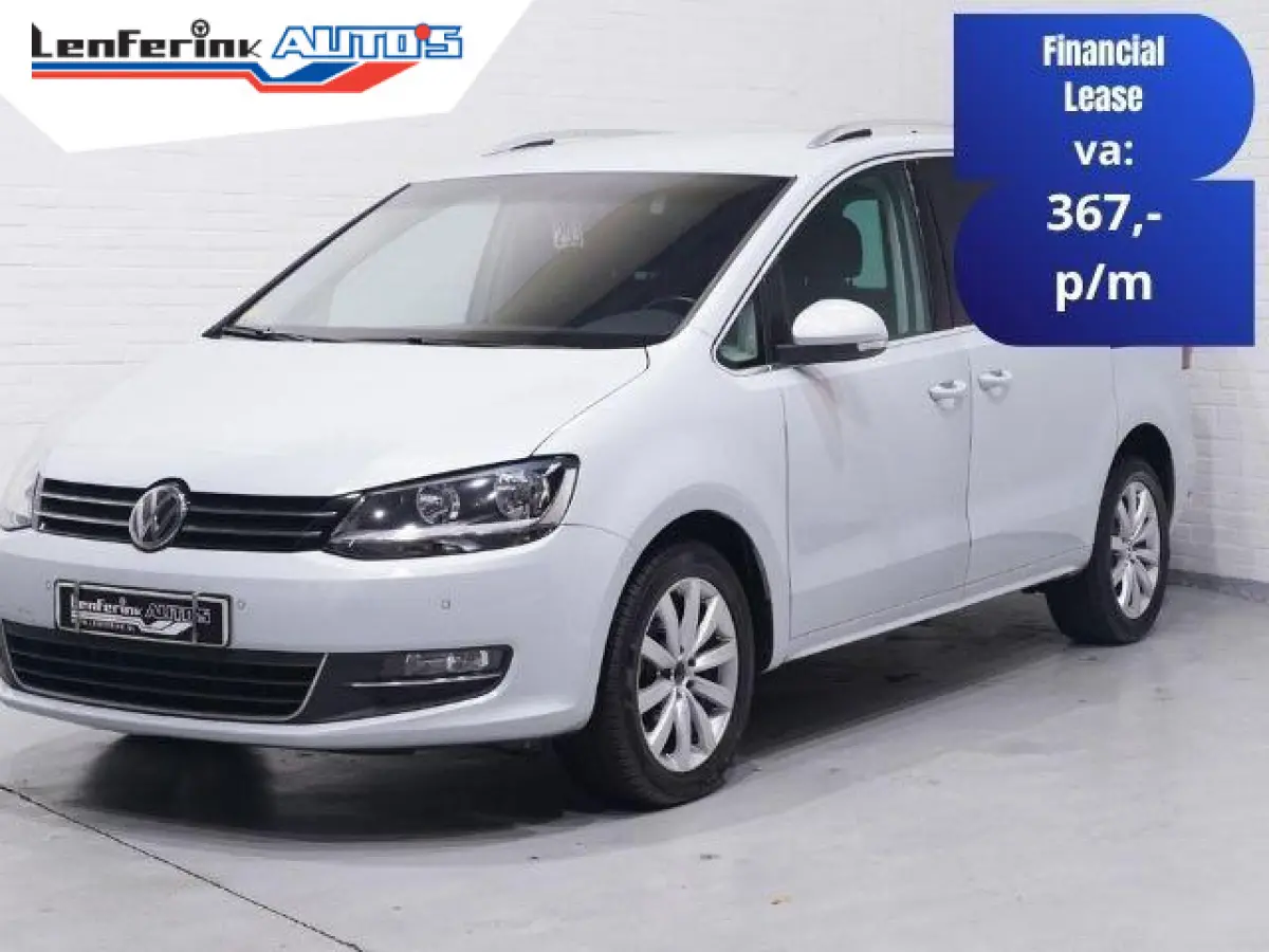 2.0 TDI 150 pk DSG Aut. GRIJS KENTEKEN Trekhaak Navi, Adapt.Cruise, 2x Elek. Schuifdeur, Leder Zwart
