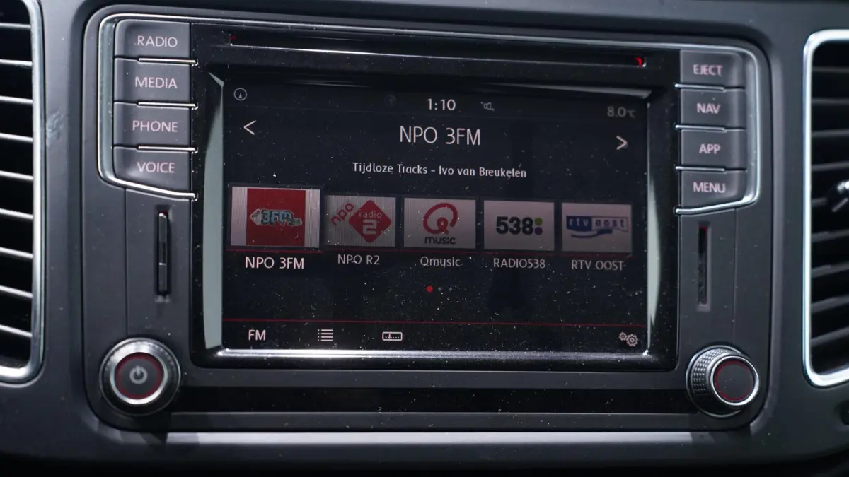 2.0 TDI 150 pk DSG Aut. GRIJS KENTEKEN Trekhaak Navi, Adapt.Cruise, 2x Elek. Schuifdeur, Leder Zwart