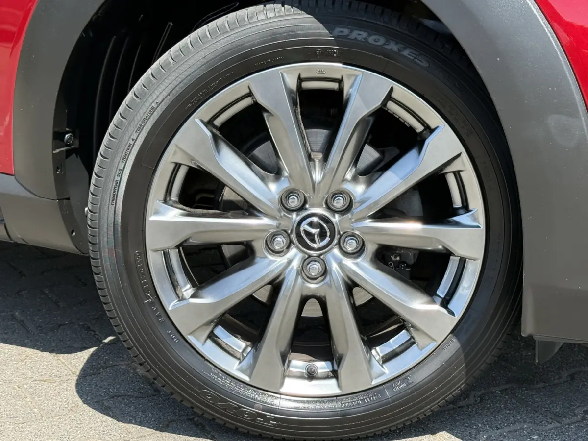 2.0 SkyActiv-G 121 Luxury | CarPlay | HUD | Camera | Keyless | 18 inch