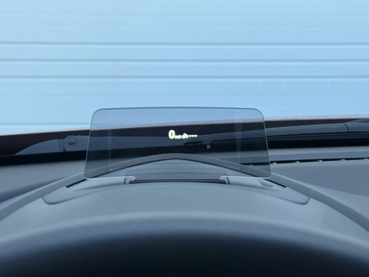 2.0 SkyActiv-G 121 Luxury | CarPlay | HUD | Camera | Keyless | 18 inch