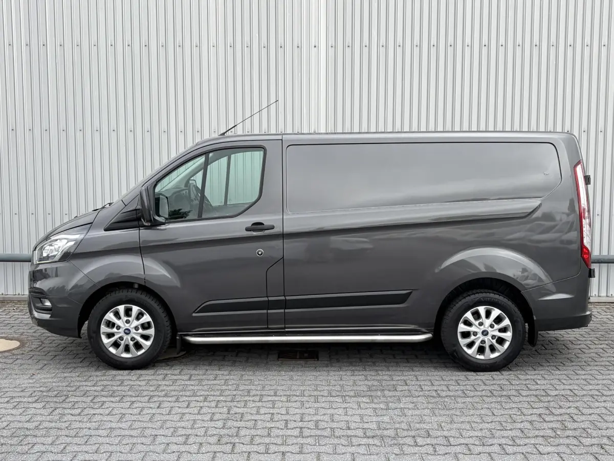 320 2.0 TDCI L1H1*HAAK*CAM*NAVI*LEDER*AUTOMAAT*