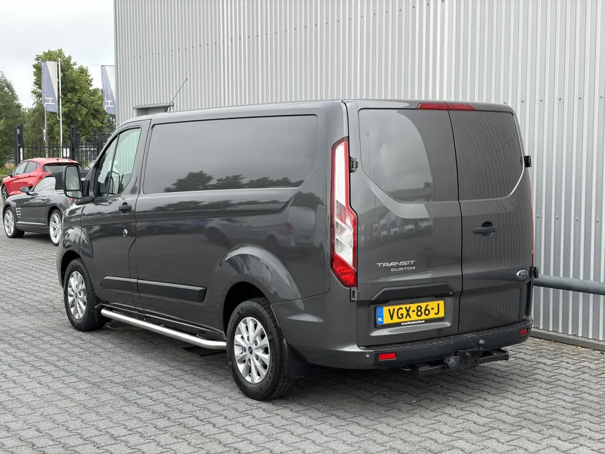 320 2.0 TDCI L1H1*HAAK*CAM*NAVI*LEDER*AUTOMAAT*