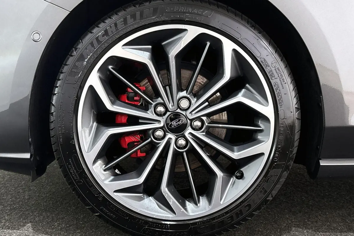 1.0 EcoBoost Hybrid ST Line X Panoramadak Stuur-Stoelverwarming Camera LED Koplampen