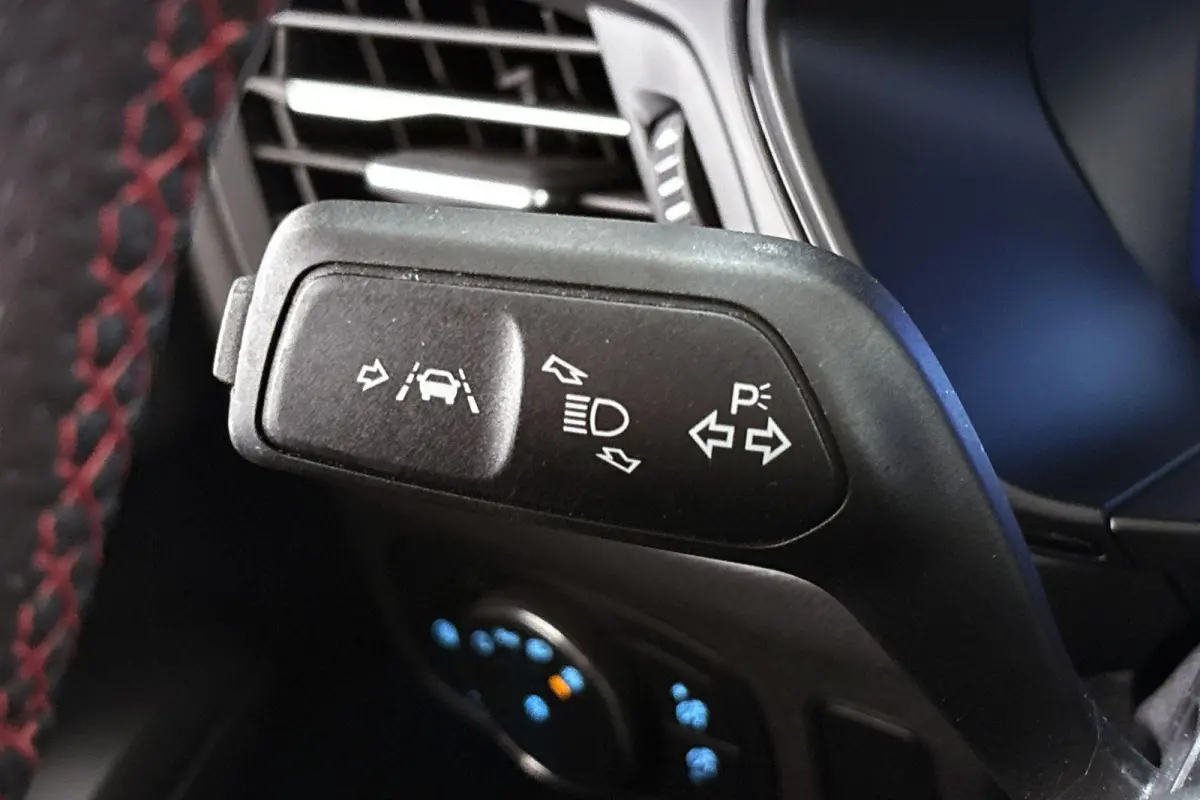 1.0 EcoBoost Hybrid ST Line X Panoramadak Stuur-Stoelverwarming Camera LED Koplampen