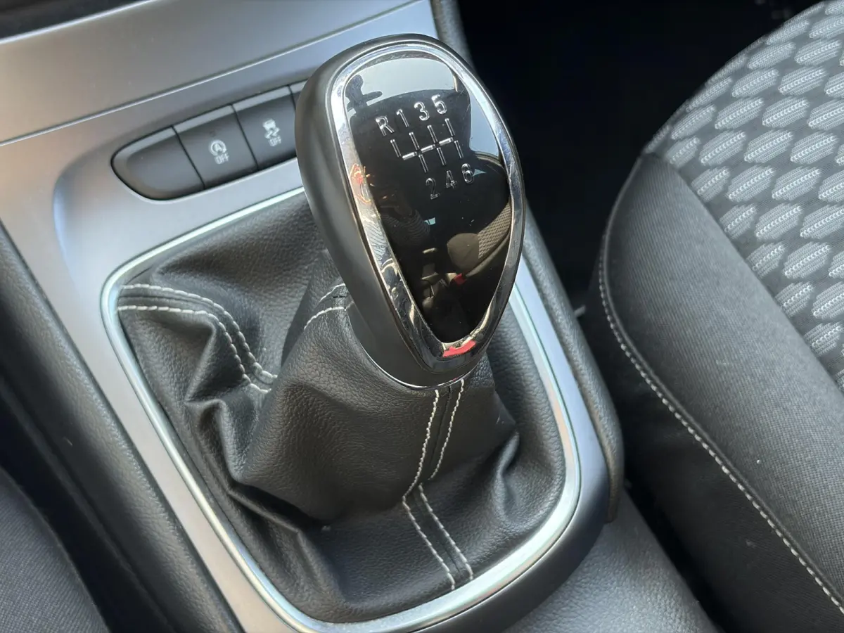 1.4 Black Edition 2e Eigenaar,Carplay,150pk,Navi,6 Bak,Airco,Cruise,Lm velgen,Pdc,N.A.P,Apk tot 10-2027