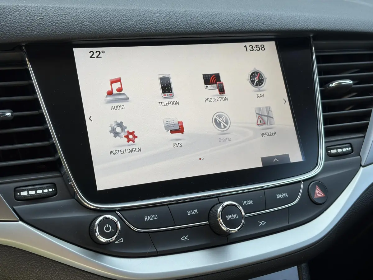 1.4 Black Edition 2e Eigenaar,Carplay,150pk,Navi,6 Bak,Airco,Cruise,Lm velgen,Pdc,N.A.P,Apk tot 10-2027