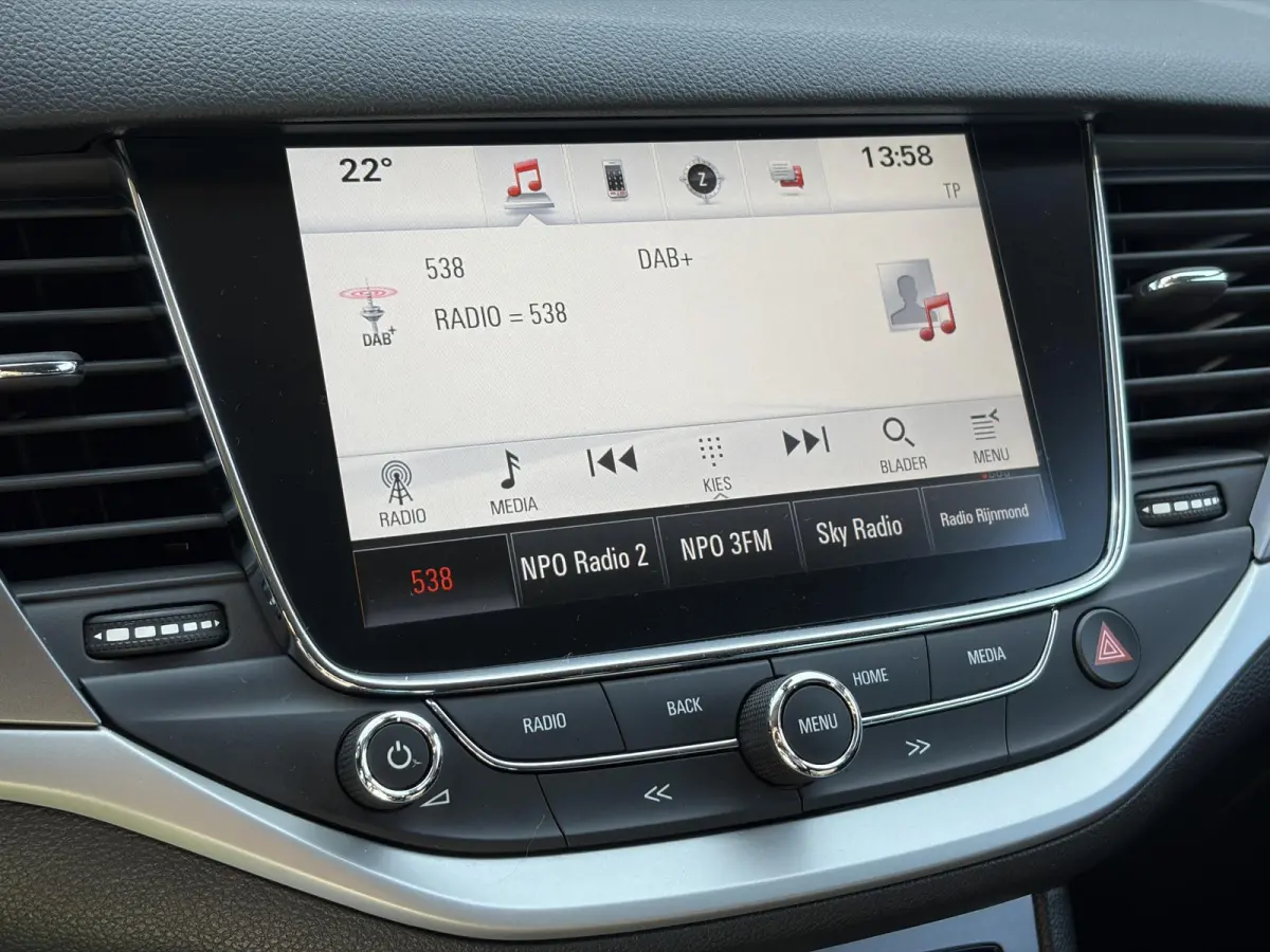 1.4 Black Edition 2e Eigenaar,Carplay,150pk,Navi,6 Bak,Airco,Cruise,Lm velgen,Pdc,N.A.P,Apk tot 10-2027