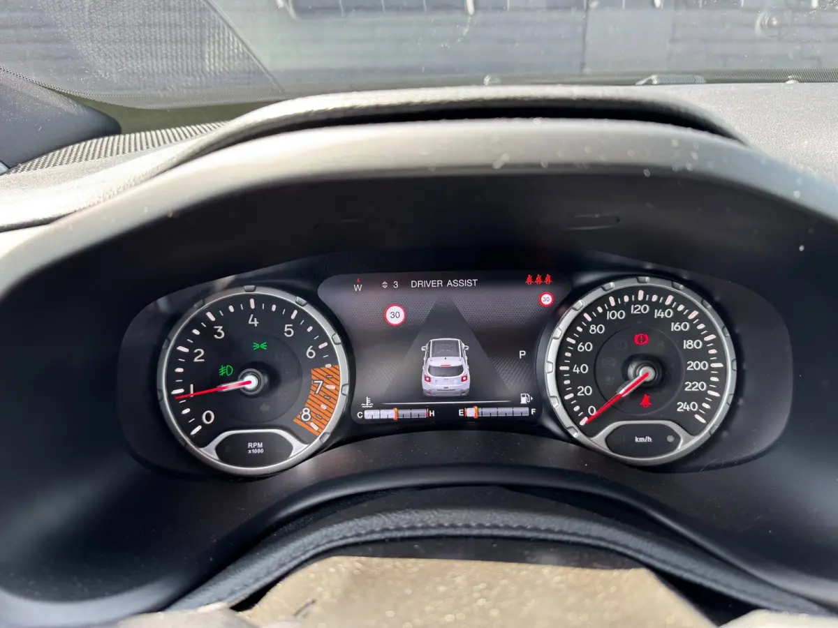 1.3T Limited **BEATS AUDIO + CAMERA + LEER + KEYLESS**