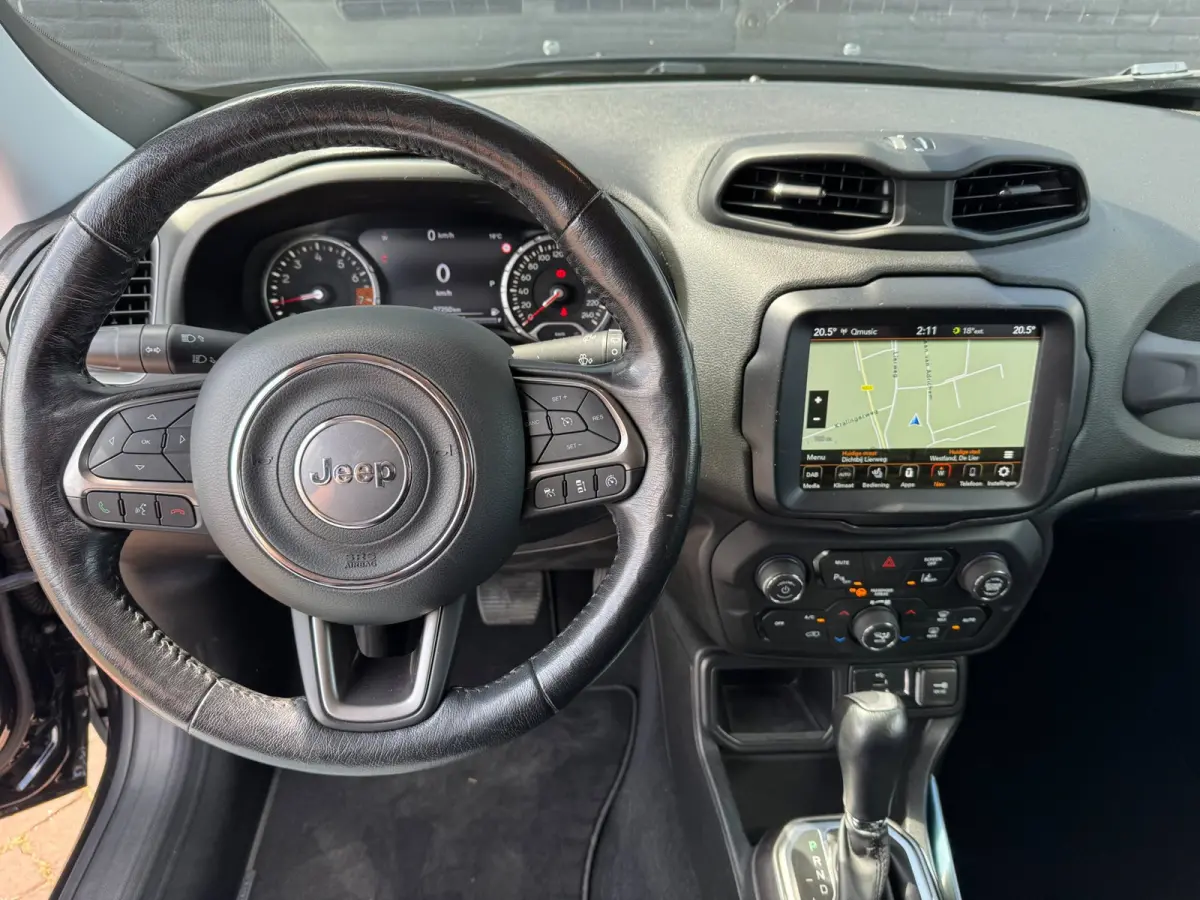 1.3T Limited **BEATS AUDIO + CAMERA + LEER + KEYLESS**