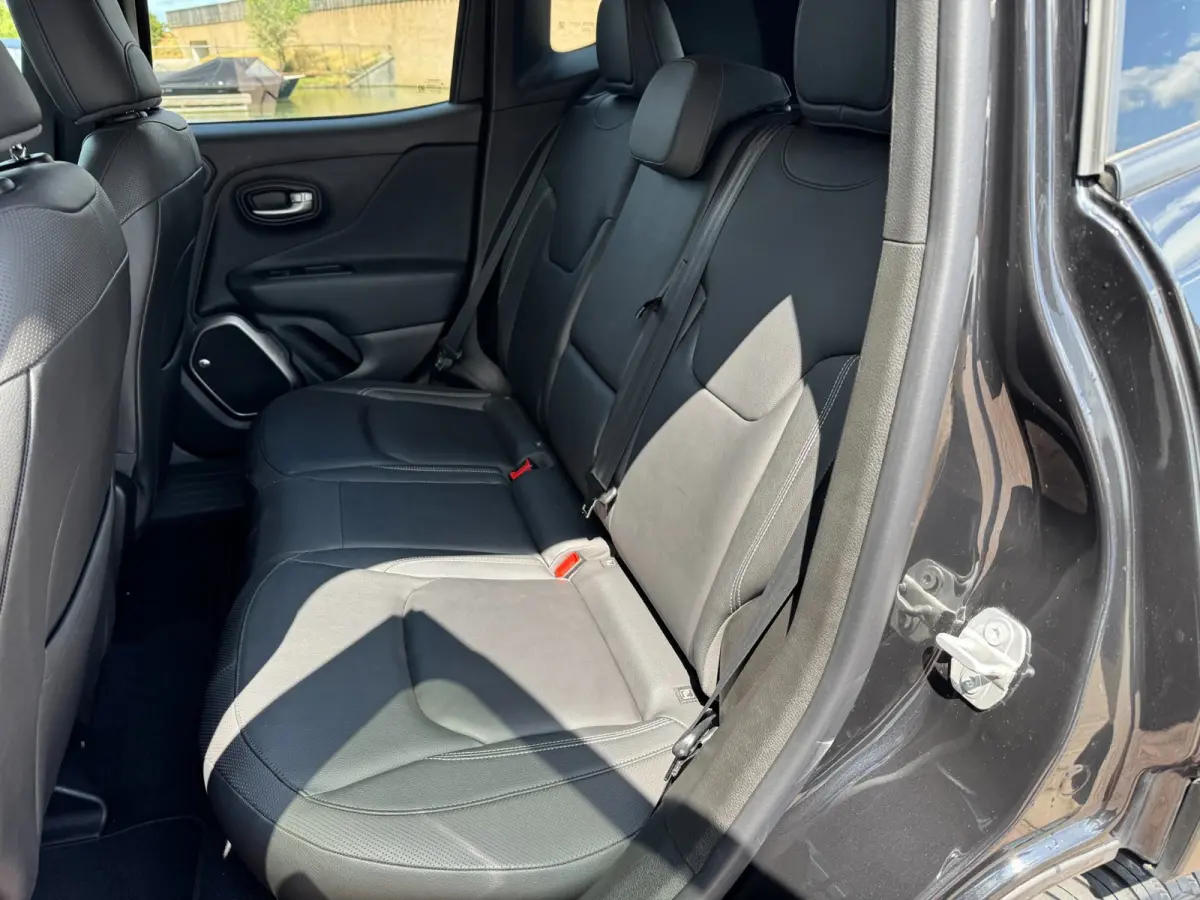 1.3T Limited **BEATS AUDIO + CAMERA + LEER + KEYLESS**