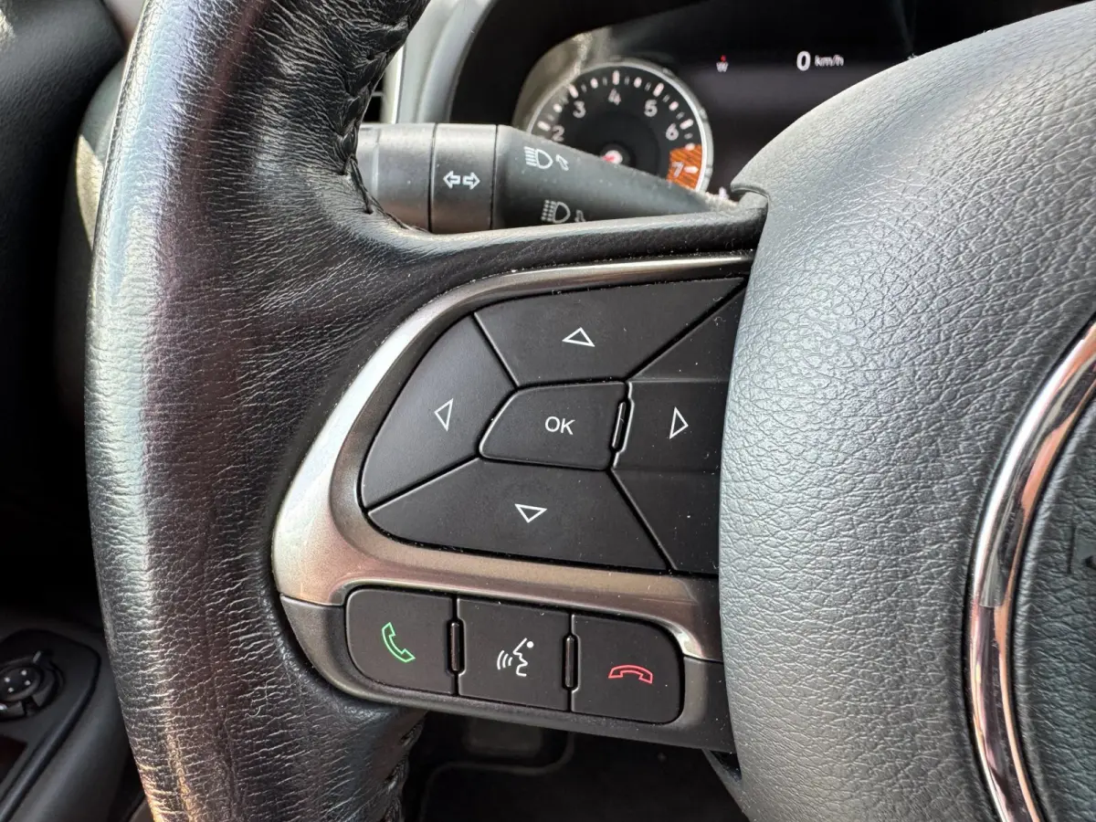 1.3T Limited **BEATS AUDIO + CAMERA + LEER + KEYLESS**