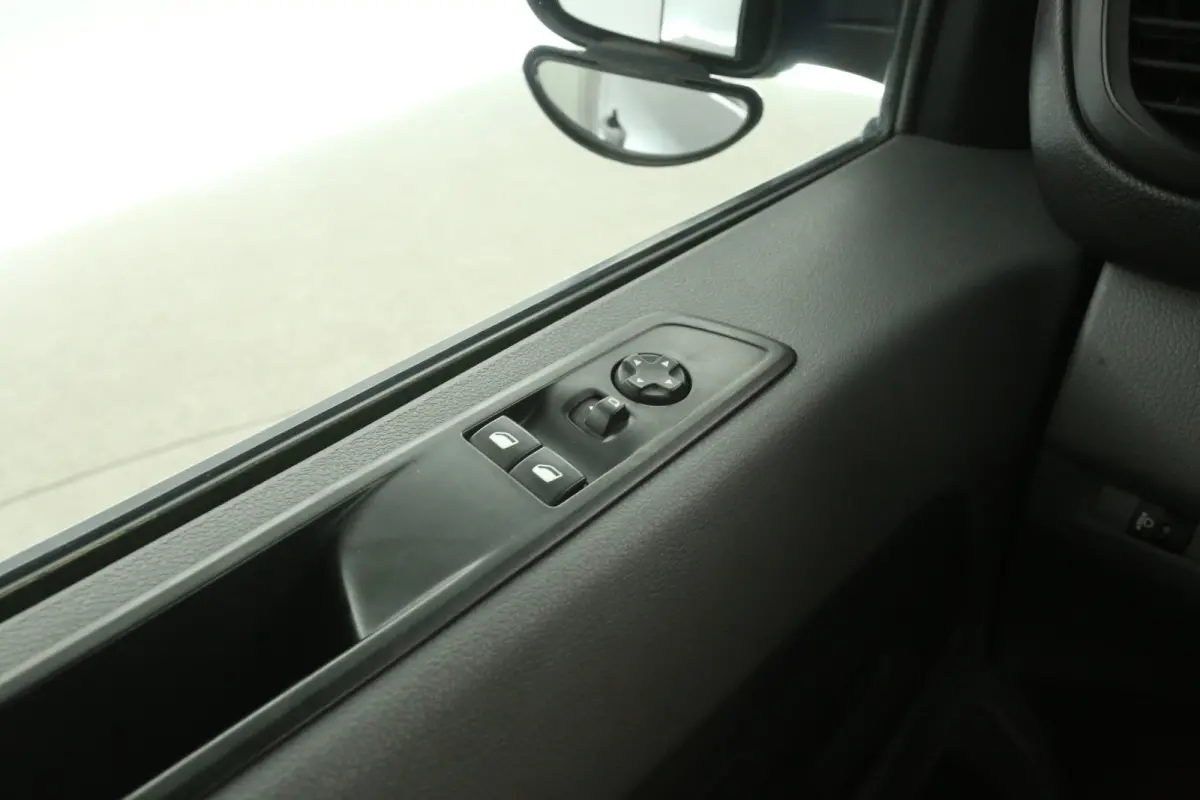 2.0 BlueHDI 145PK L2H1 | Automaat | Airco | Cruise | Camera | Carplay | Parkeersens.