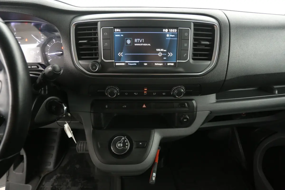 2.0 BlueHDI 145PK L2H1 | Automaat | Airco | Cruise | Camera | Carplay | Parkeersens.