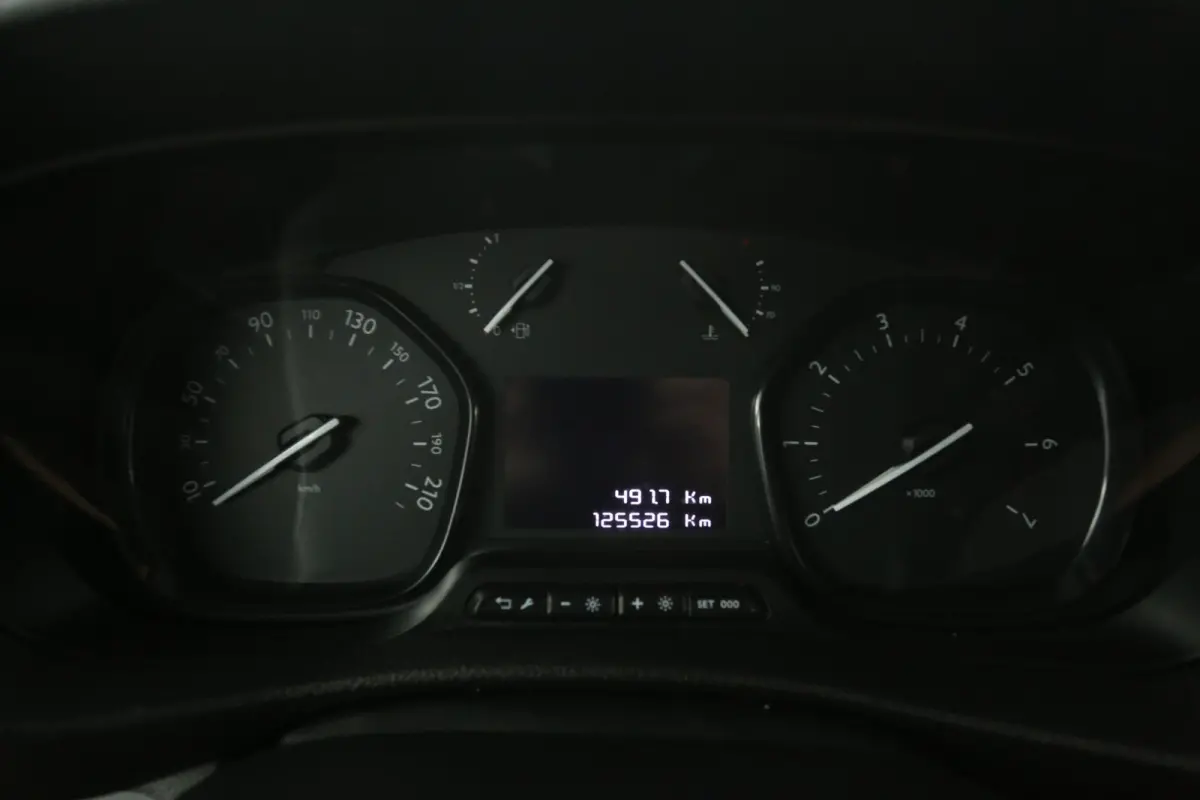 2.0 BlueHDI 145PK L2H1 | Automaat | Airco | Cruise | Camera | Carplay | Parkeersens.