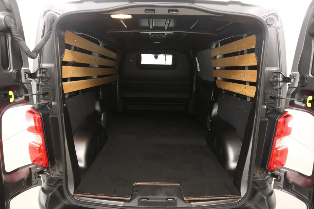 2.0 BlueHDI 145PK L2H1 | Automaat | Airco | Cruise | Camera | Carplay | Parkeersens.