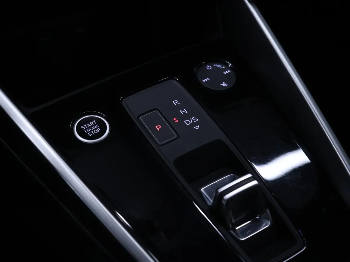 35 TFSI Sport Black Edition [ADAPTIVE CRUISE, BANG & OLUFSEN, HEAD-UP, APPLE CARPLAY, TREKHAAK AFNEEMBAAR, ANDROID, MEMORY SEATS, STOELVERWARMING, VOL LEDER, PDC V+A, CLIMATE, NIEUWSTAAT]